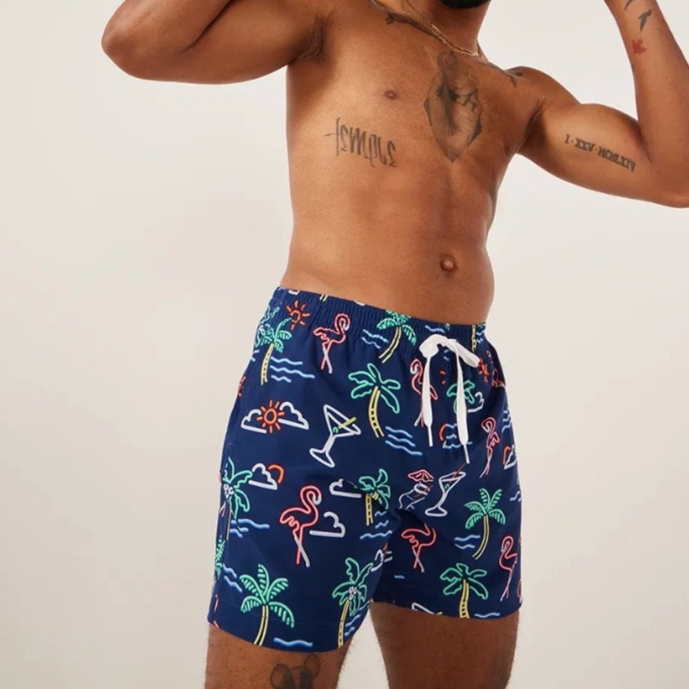 Chubbies The Neon Lights 5.5” Swim Shorts